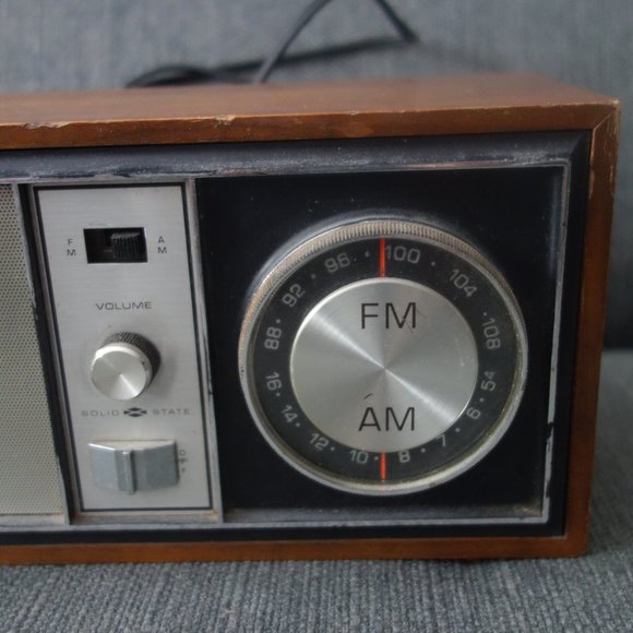 Vintage Philco Ford Radio R725WA.0382003 27-13723-2 Made in Taiwan LL-24032 - Picture 2 of 14